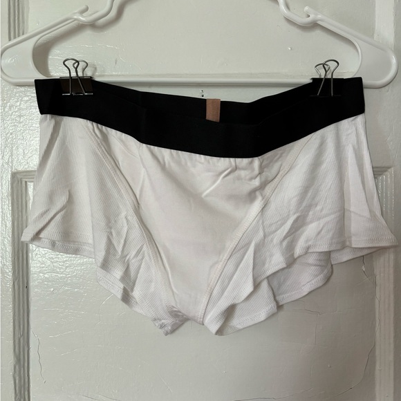 L/S only, others SOLD MRCLunya Set L/S Tee, Tank, Bralette, Briefs & Bag Sz M - Picture 7 of 12